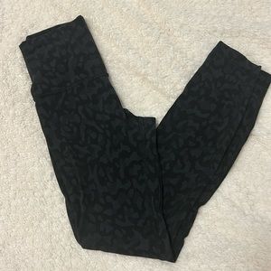 Lululemon Align leggings 25 Inch - size 2 - Black Leopard print